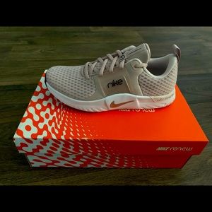 Womens Nike Renew In-Season TR 10